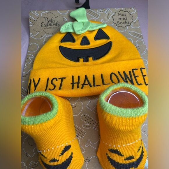 My First Halloween Hat and Socks Set 0-6months - Picture 2 of 4